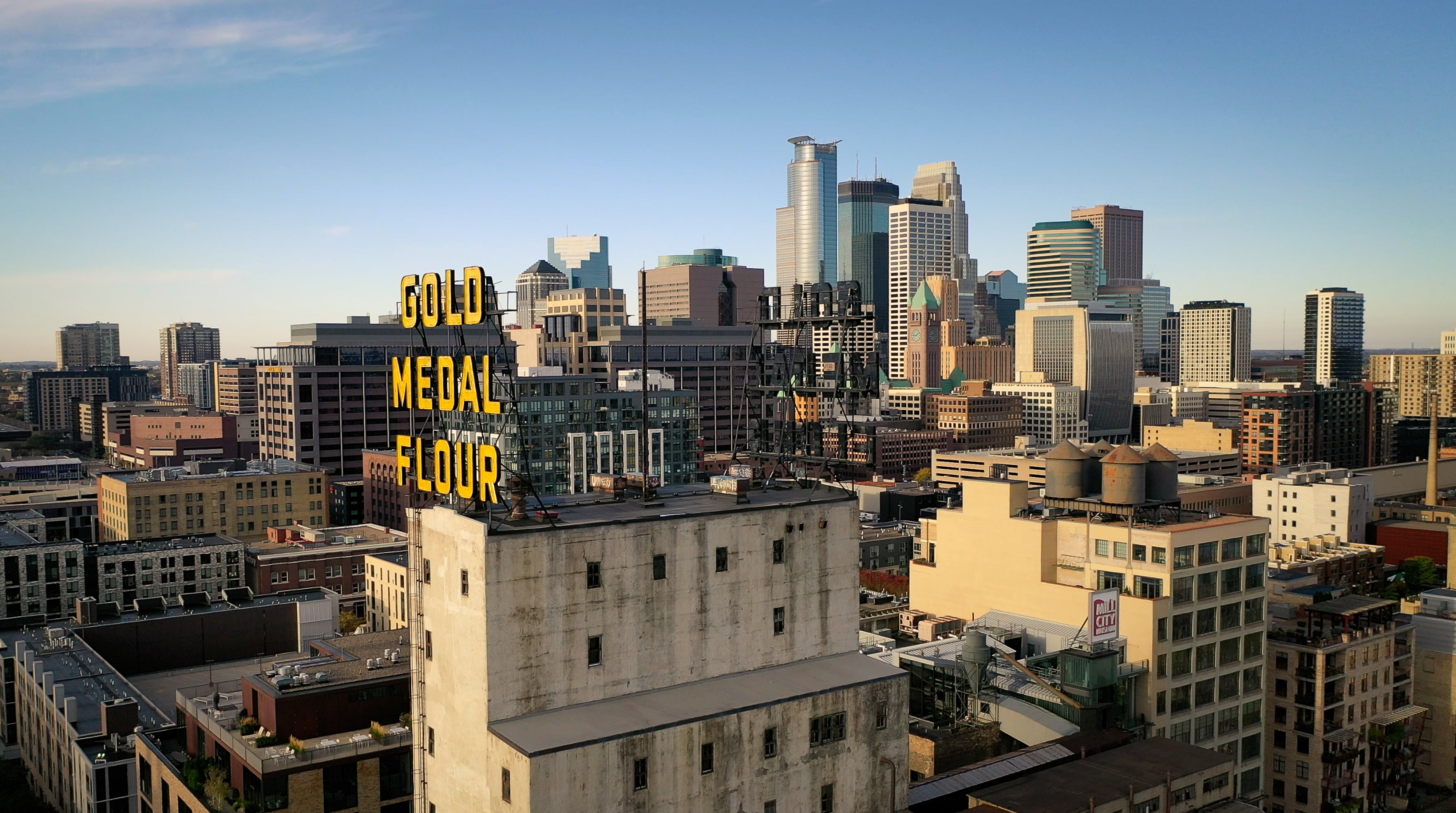 Gold_Medal_Flour_sign_and_buildings_aerial